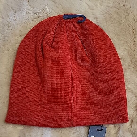 TOMMY HILFIGER RED WINTER BEANIE, NEW! - Picture 4 of 6